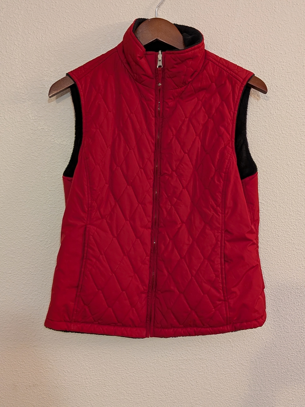 Free Country Quilted Red Sleeveless Vest With Soft Lining